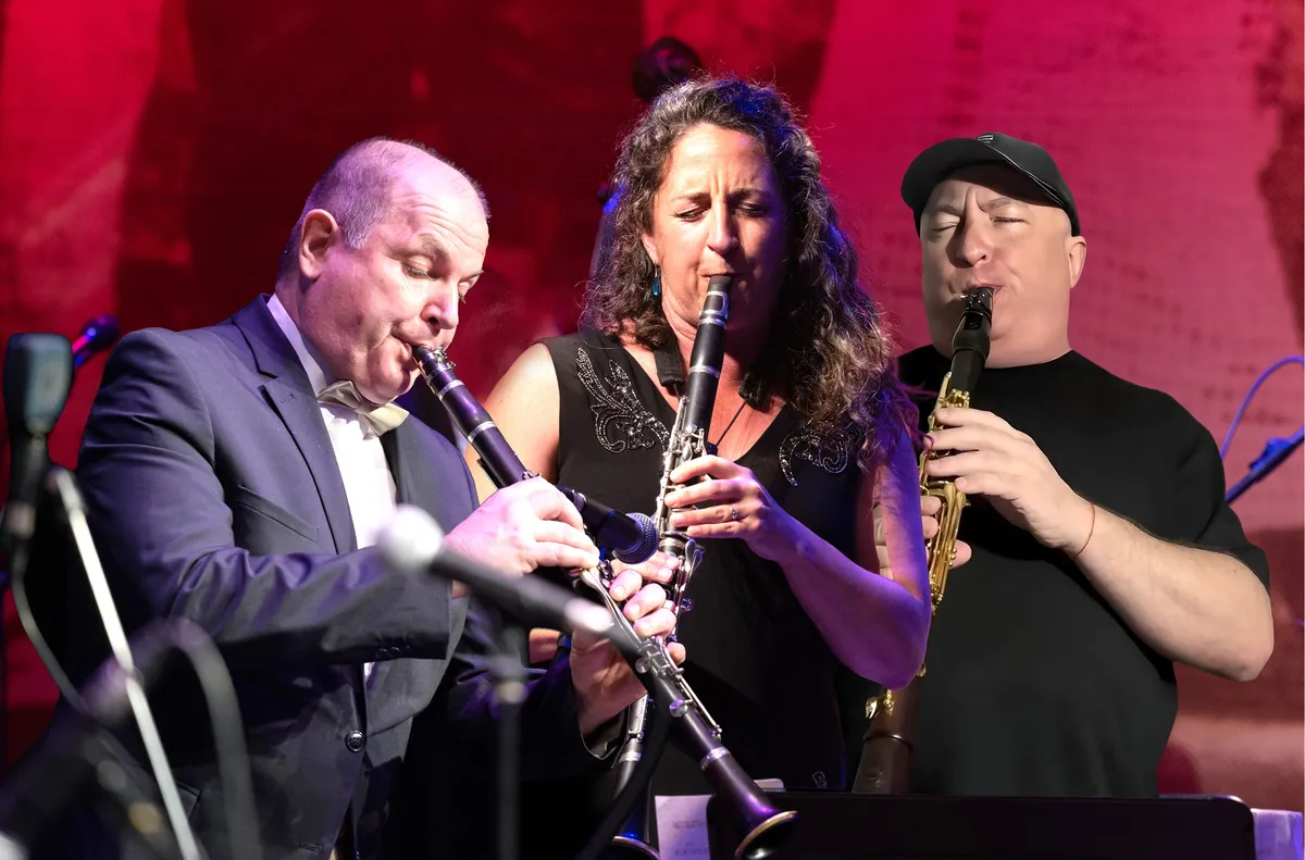 פסגת הקלרינטים במחווה לבני גודמן