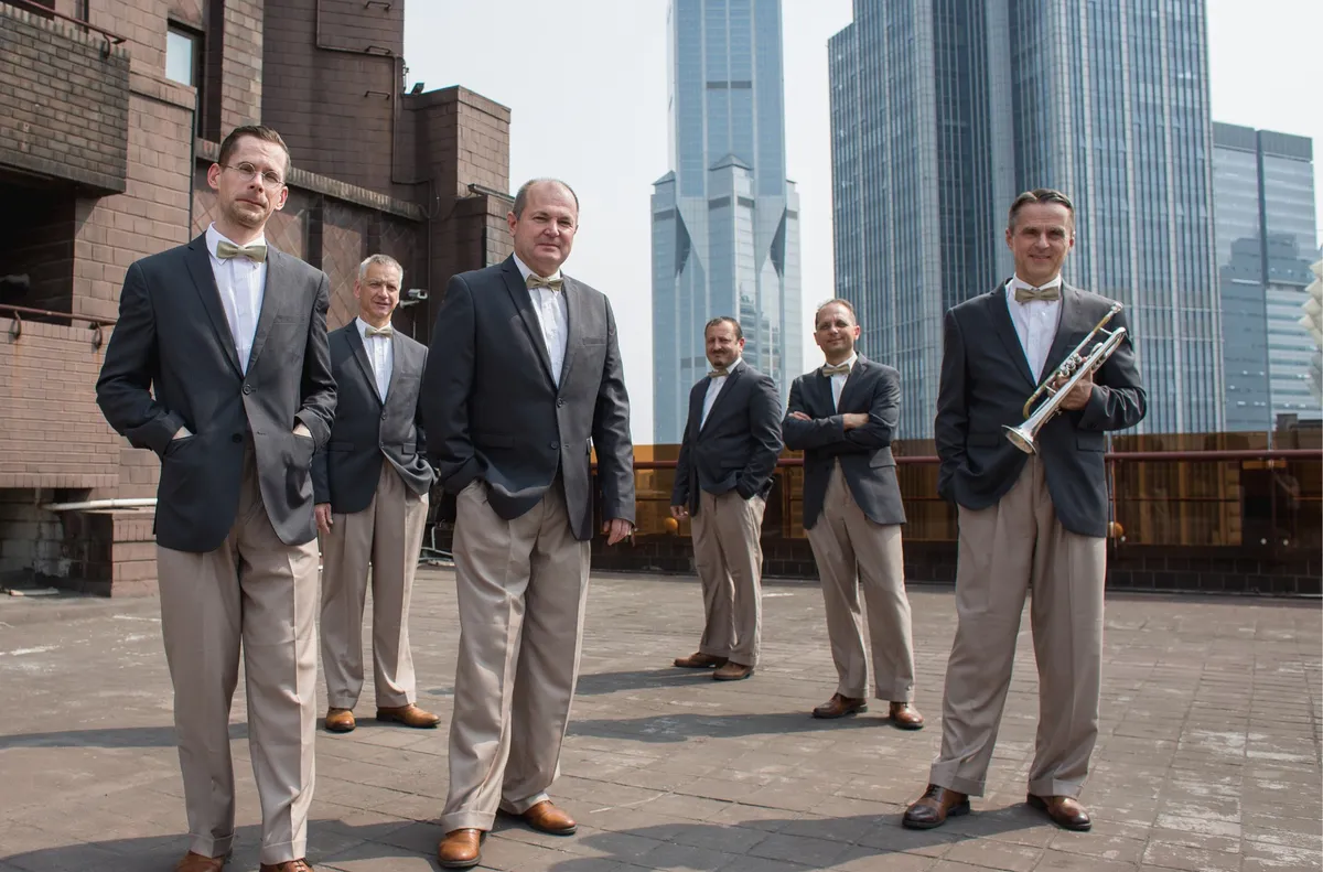 אלופי הדיקסילנד